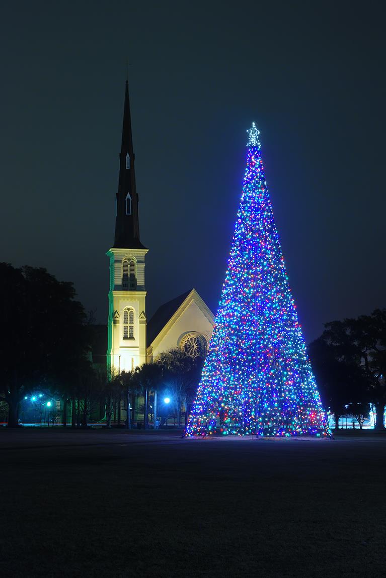 Don’t Miss These 2023 Christmas Events in Charleston