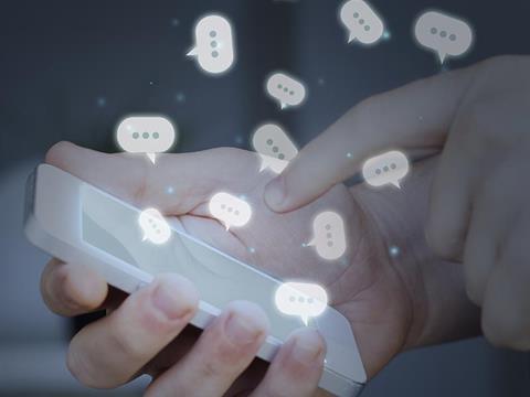 Social Chat Revolutionizes Traditional Text Messaging