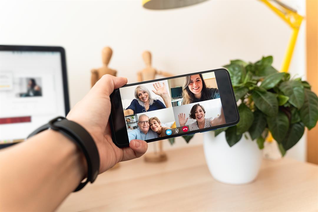 Explore The Best Apps For Family Connectivity